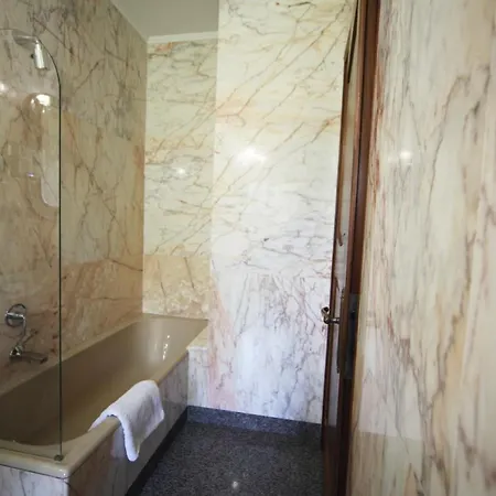 Sunshine-bnb B&B 아오스타